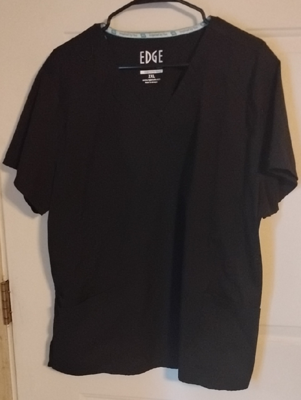 Edge Women's Black V-Neck Medical Scrub Top- Size 2XL